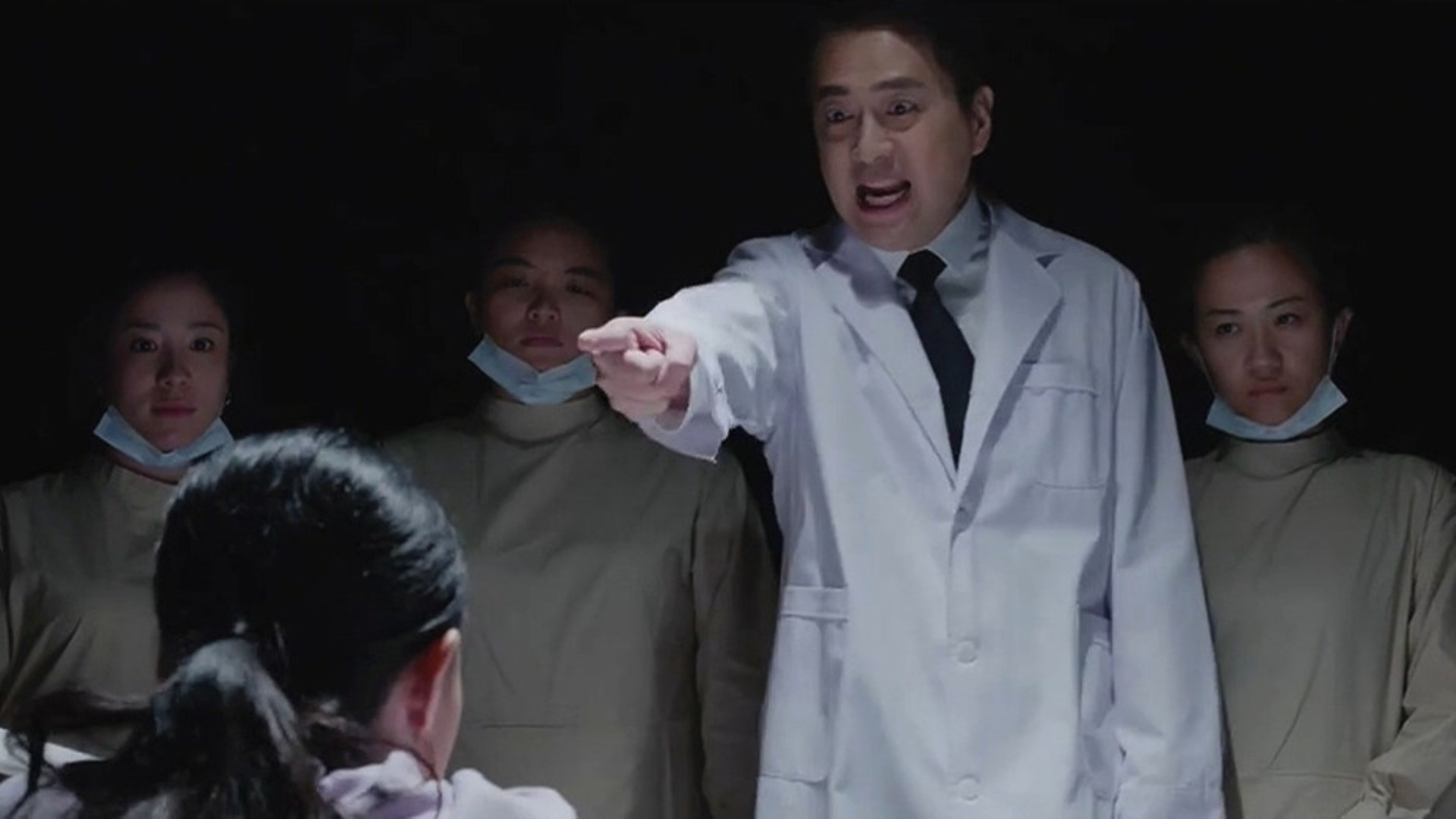 媲美《黑镜》的黑暗神剧,直戳国人心窝、发人深省!《理想国:苟延残喘》